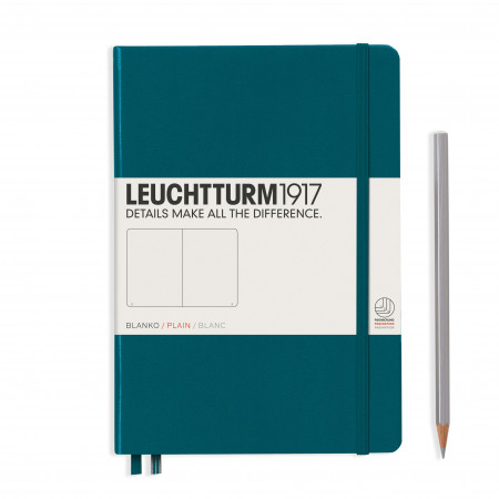 Carnet Medium (A5) blanc,couverture rigide, 251 pages, numerotees, pacific green